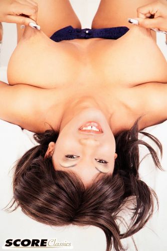 Busty ebony babe Amanda White