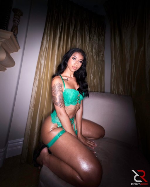 Exotic porn star Ameena Green posing