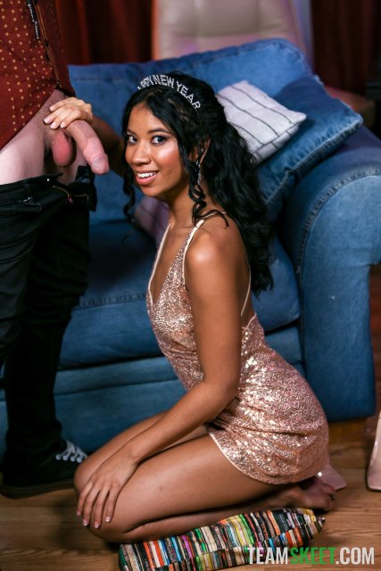 Ebony Ameena Green hopping white cock