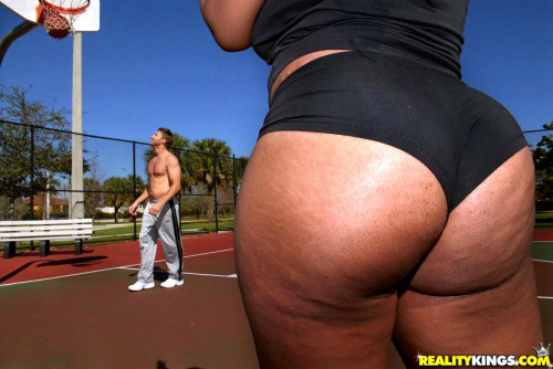 Aryana Adin relishing white cock