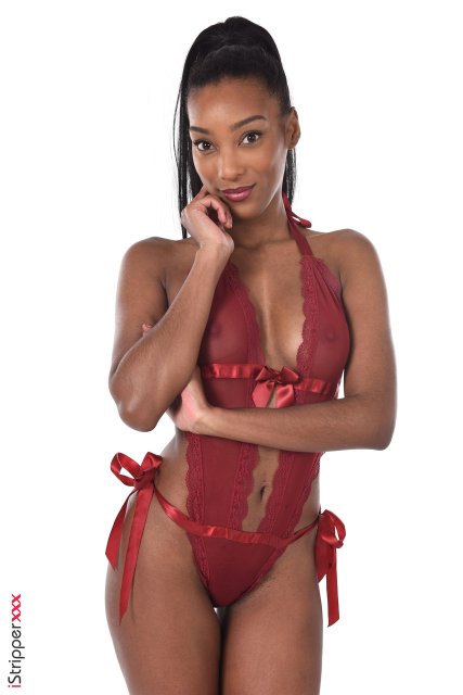 Ebony slender babe Asia Rae posing nude