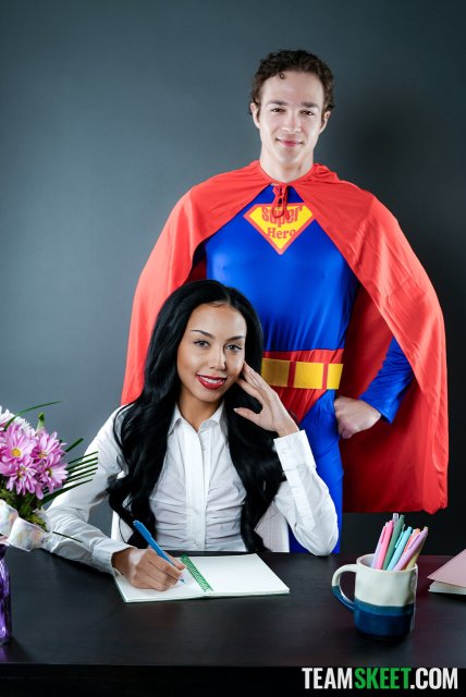 EBony petite Bianca Bangs fucked by Superman