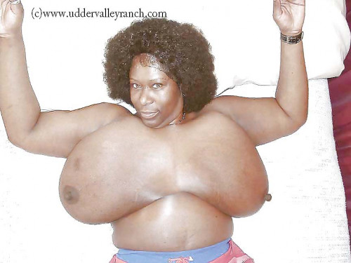 Ebony mature BBW Busty Vanessa