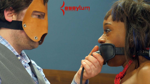 Black kinky Caramel Starr getting fucked