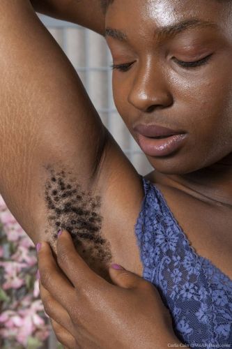 Black horny slut Carla Cain