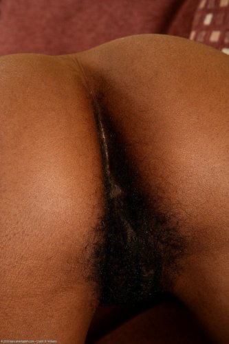 Carmel Kisses black hairy pussy