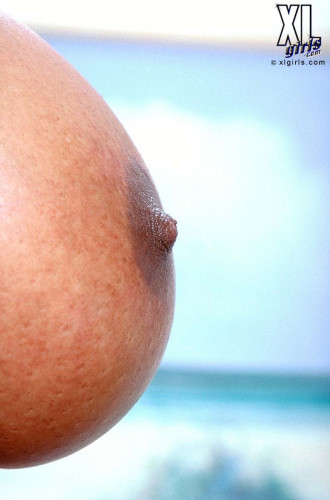 Chaka T big black tits