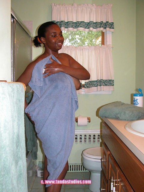 Black all-natural Charm taking shower