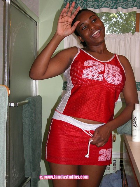 Black all-natural Charm taking shower