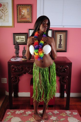 Ebony kinky slut Coco Ferrari