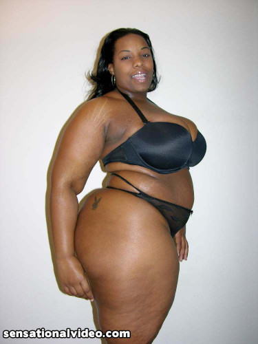 Ebony BBW Crystal Clear spreading legs