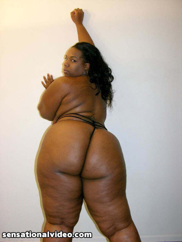 Ebony BBW Crystal Clear spreading legs