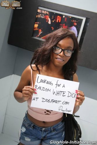 Daya Knight enjoying glory hole