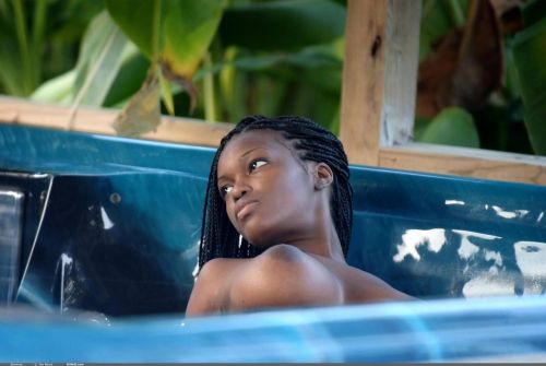 Ebony beauty Deserea