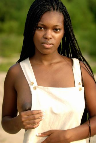 Adorable ebony babe Deserea