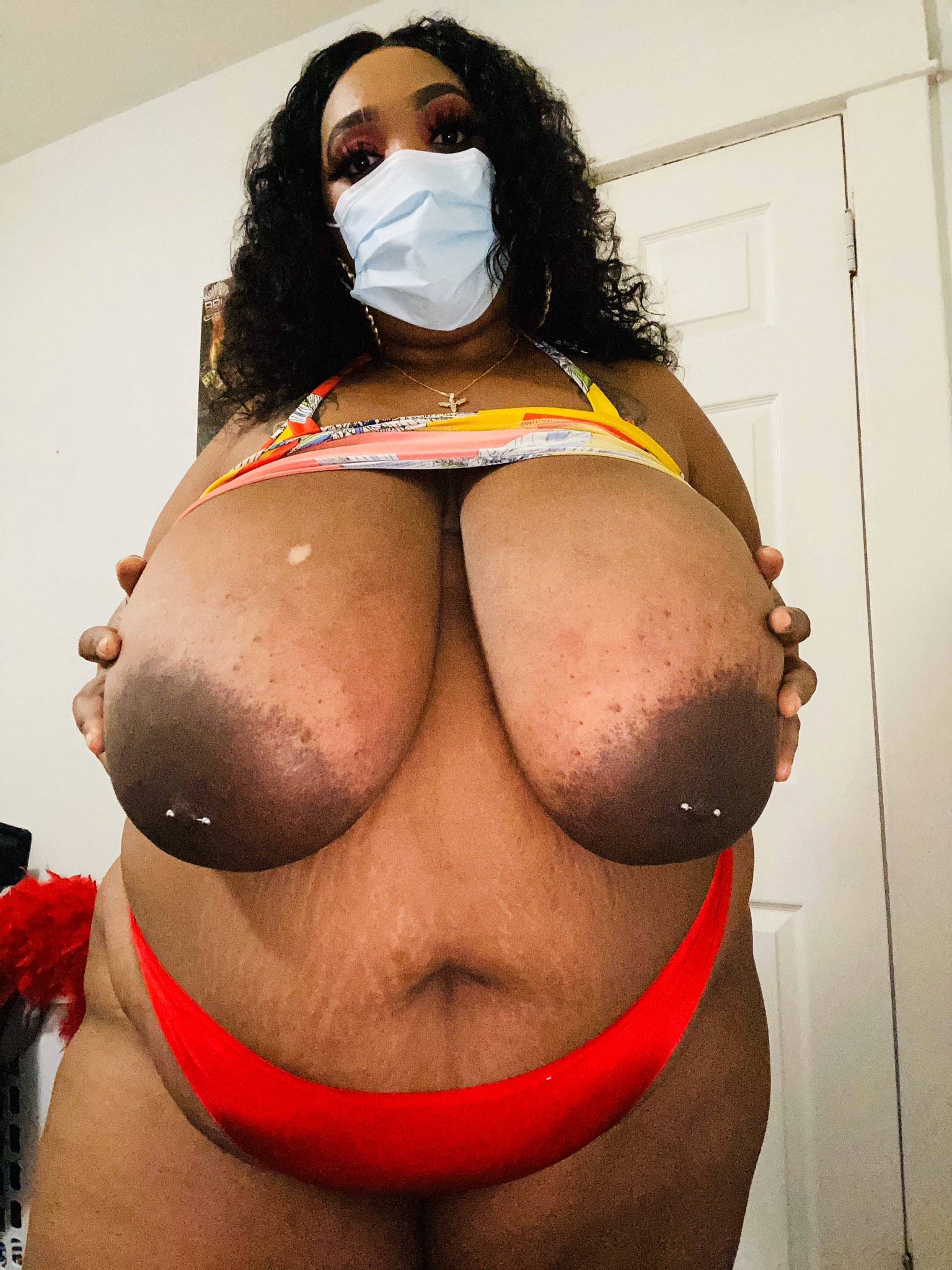 Black busty Dippd N Redd