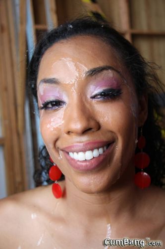 Black Donna Red enjoying gang bang party