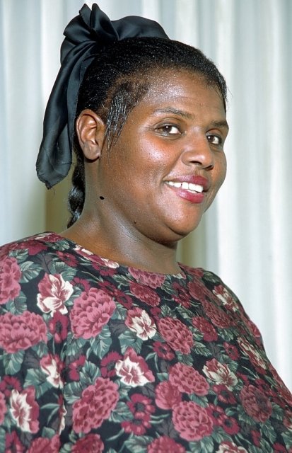 Black mature BBW Ervin Leland sucking white cock