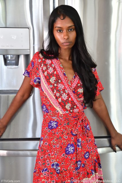 Indian ebony beauty Fae Love posing nude