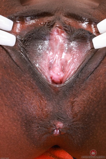 Black slut Fae Love getting naked