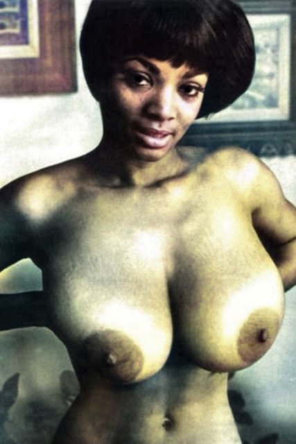 Stunning black Georgia Jackson exposing big tits