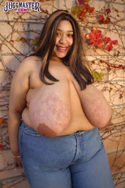 Honey Juggs huge boobs