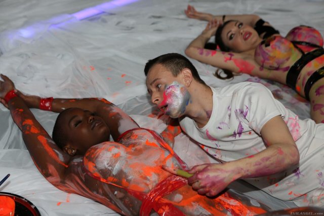 Black curvy Isimbi Yvonne having beautiful sex