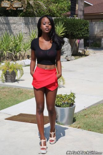 Jezabel Vessir fucked by three white pricks