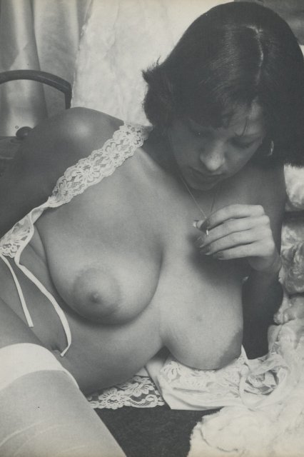 Kinky ebony Kellie Stewart exposing big boobs