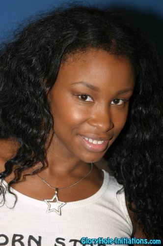 Ebony Kianna Jade enjoying glory hole