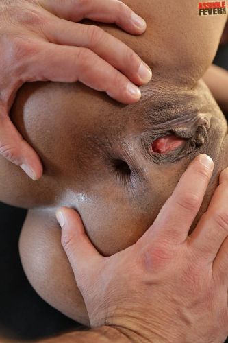 Kiki Minaj double penetration