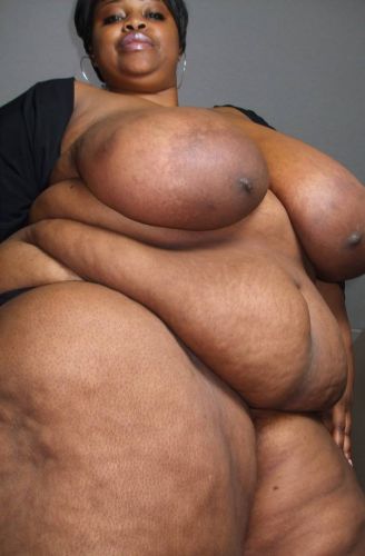 Black BBW MILF Kristy Love baring big tits