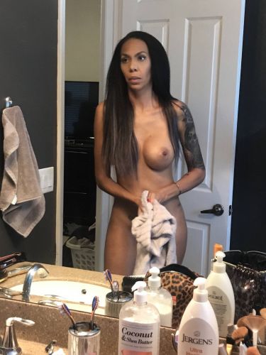 Ebony whore Lexxxi Diamond