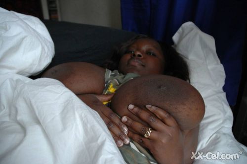 Buxom ebony lady Mariana Kodjo