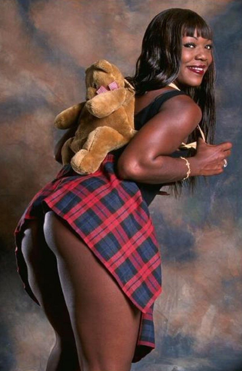 Black pornstar Menage Trois posing nude