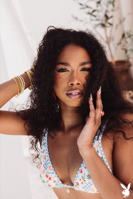 Ebony Playboy Muse Mia Love getting naked