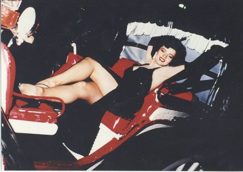 Classy ebony beauty Michelle Maren