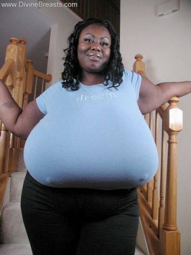 Mz Diva huge black boobs