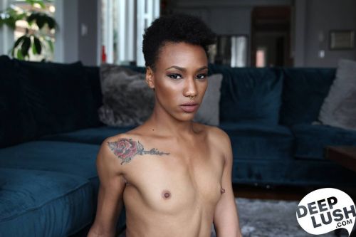 Ebony Nikki Darling riding white cock