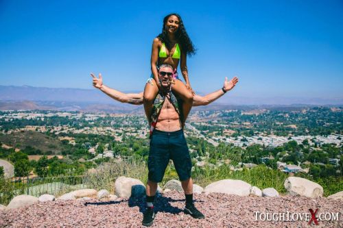 Adorable ebony beauty Olivia Jayy