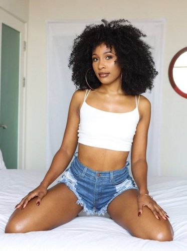 Ebony Olivia Jayy hopping white cock