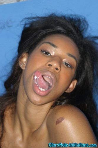 Ebony Pleasure Bunny glory hole