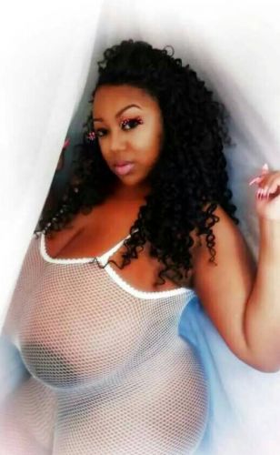 Buxom ebony slut Poetry L Travis