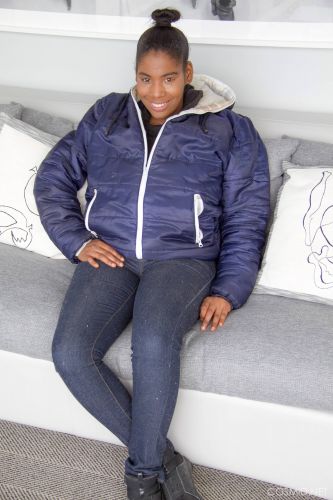 Buxom ebony babe Quana Stevens