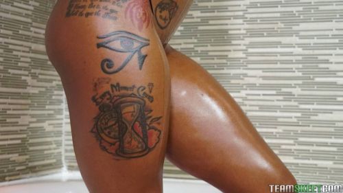 Ebony horny Sarai Minx sucking white cock