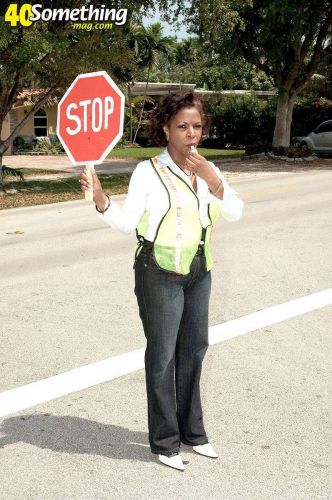 Ebony mature Shawna Winters getting fucked