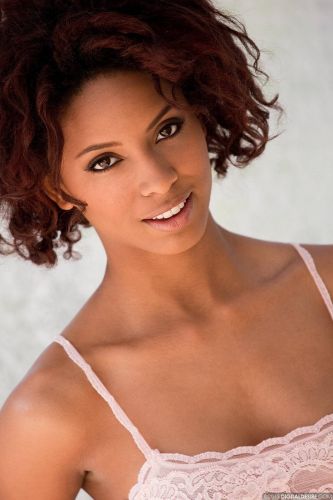 Adorable beauty Spencer Bliss