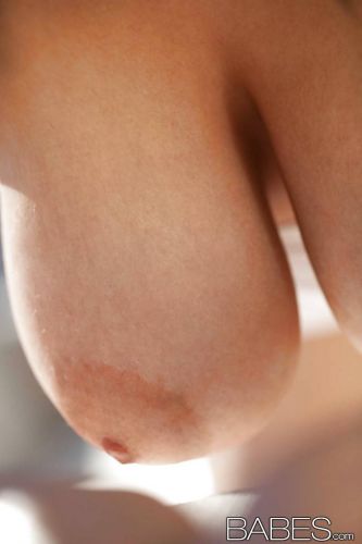 Ebony Stacey Rae big pink clit