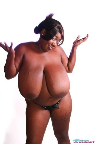 Buxom black BBW Summer Lashay