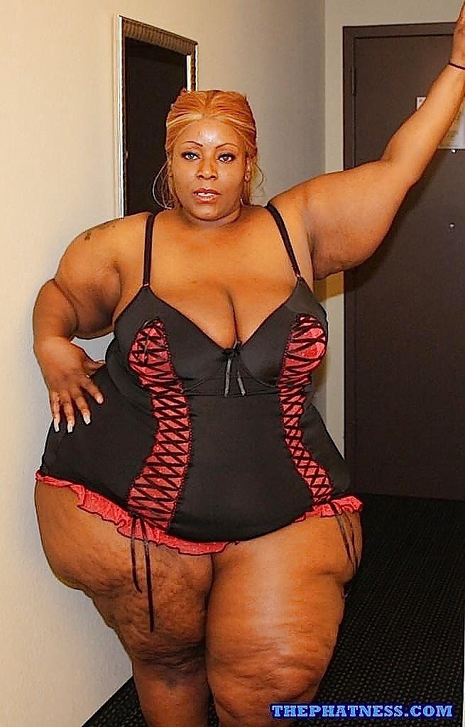 Black big ass BBW Supreme Diva posing nude